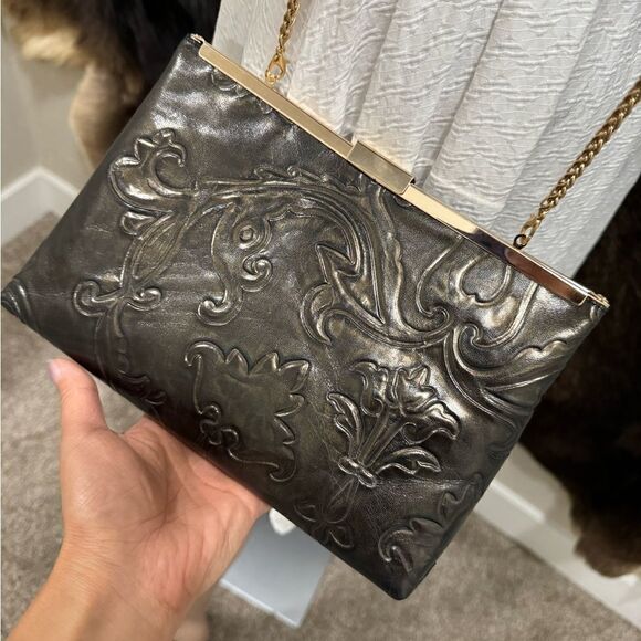 Handmade Genuine Embossed Cowhide, Articulated Metal Frame Clutch/Evening Bag - Picture 10 of 13